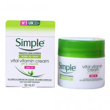 Kem dưỡng ẩm Kind To Skin Vital Vitamin Day Cream SPF15